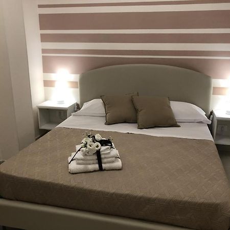 Bealu Bed & Breakfast Syracuse Bagian luar foto